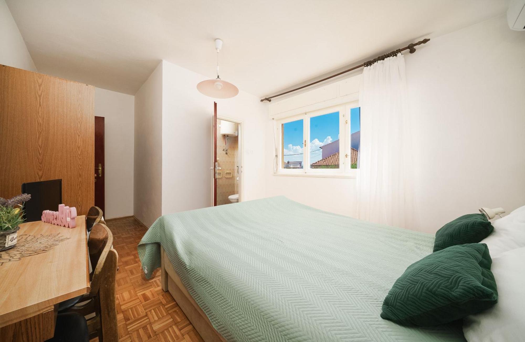 Apartment And Rooms Mrkovic Водице Экстерьер фото