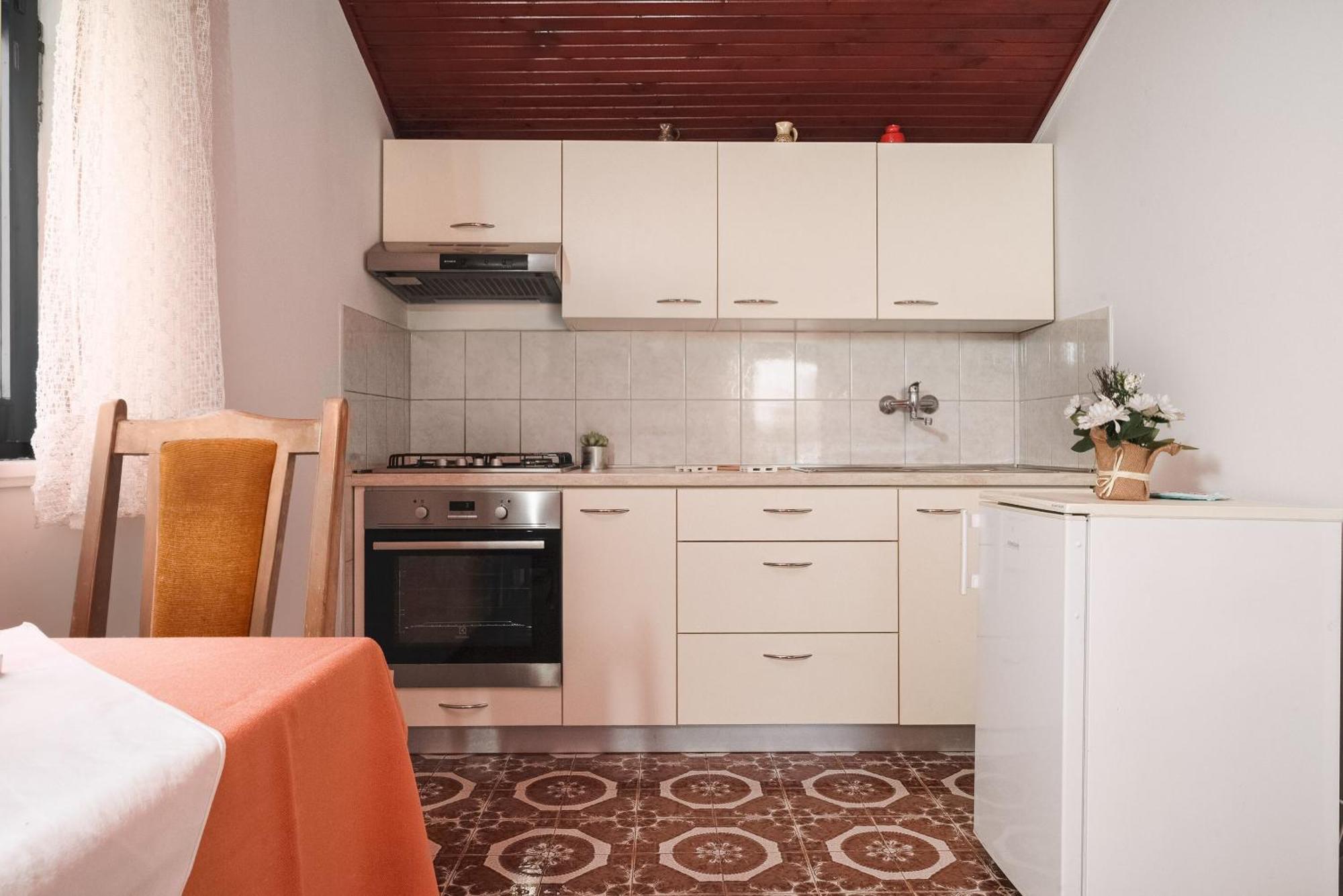 Apartment And Rooms Mrkovic Водице Экстерьер фото