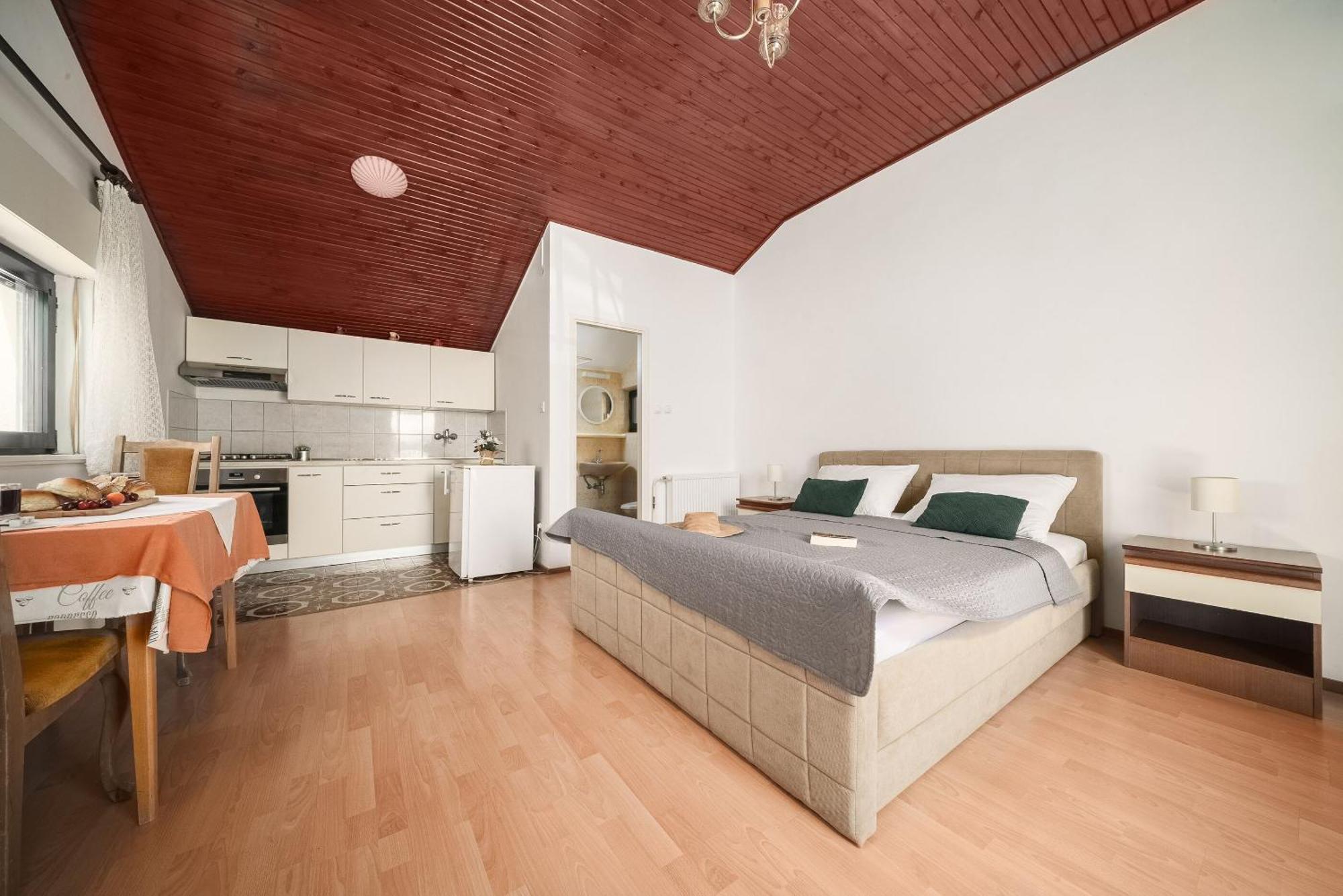 Apartment And Rooms Mrkovic Водице Экстерьер фото