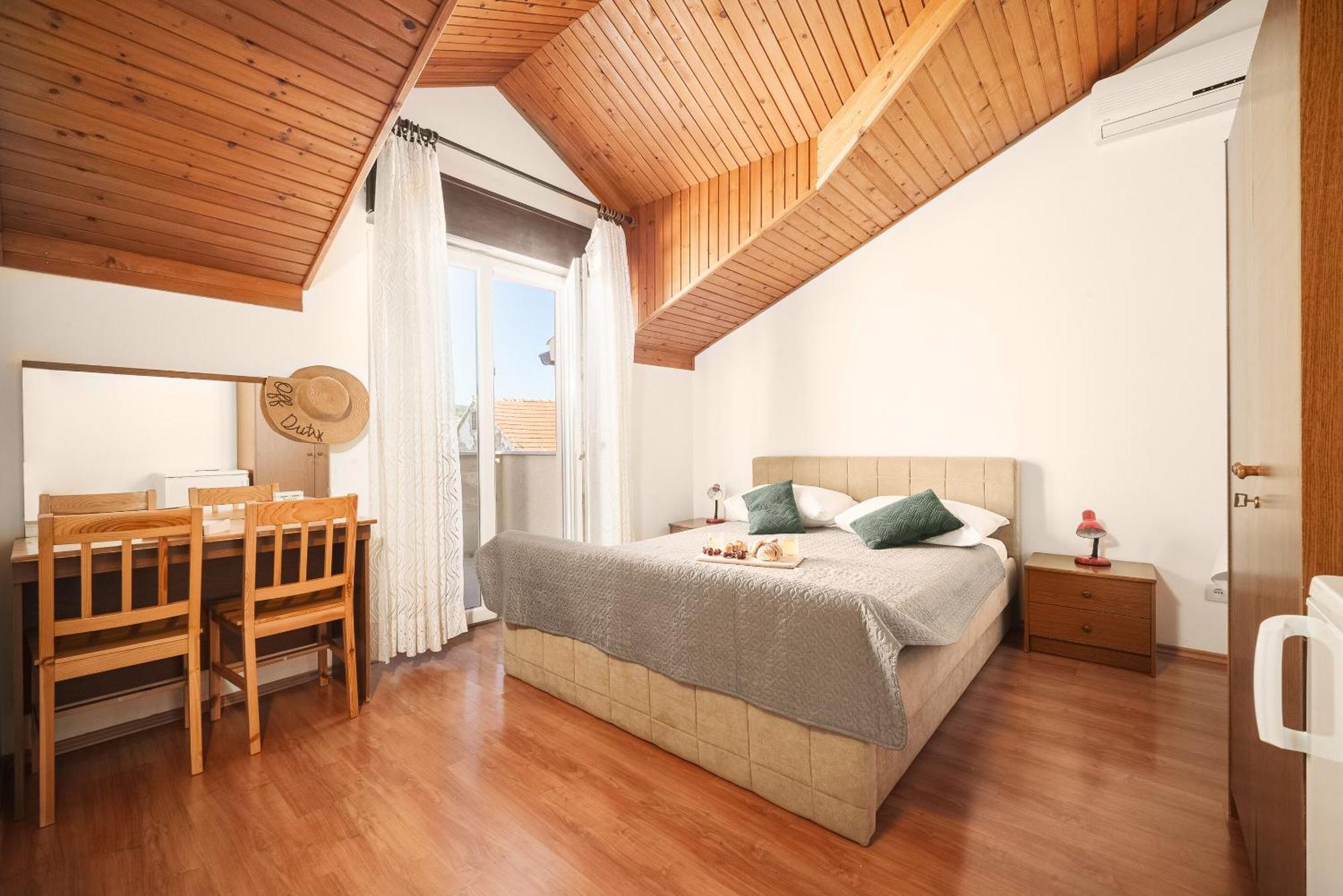 Apartment And Rooms Mrkovic Водице Экстерьер фото