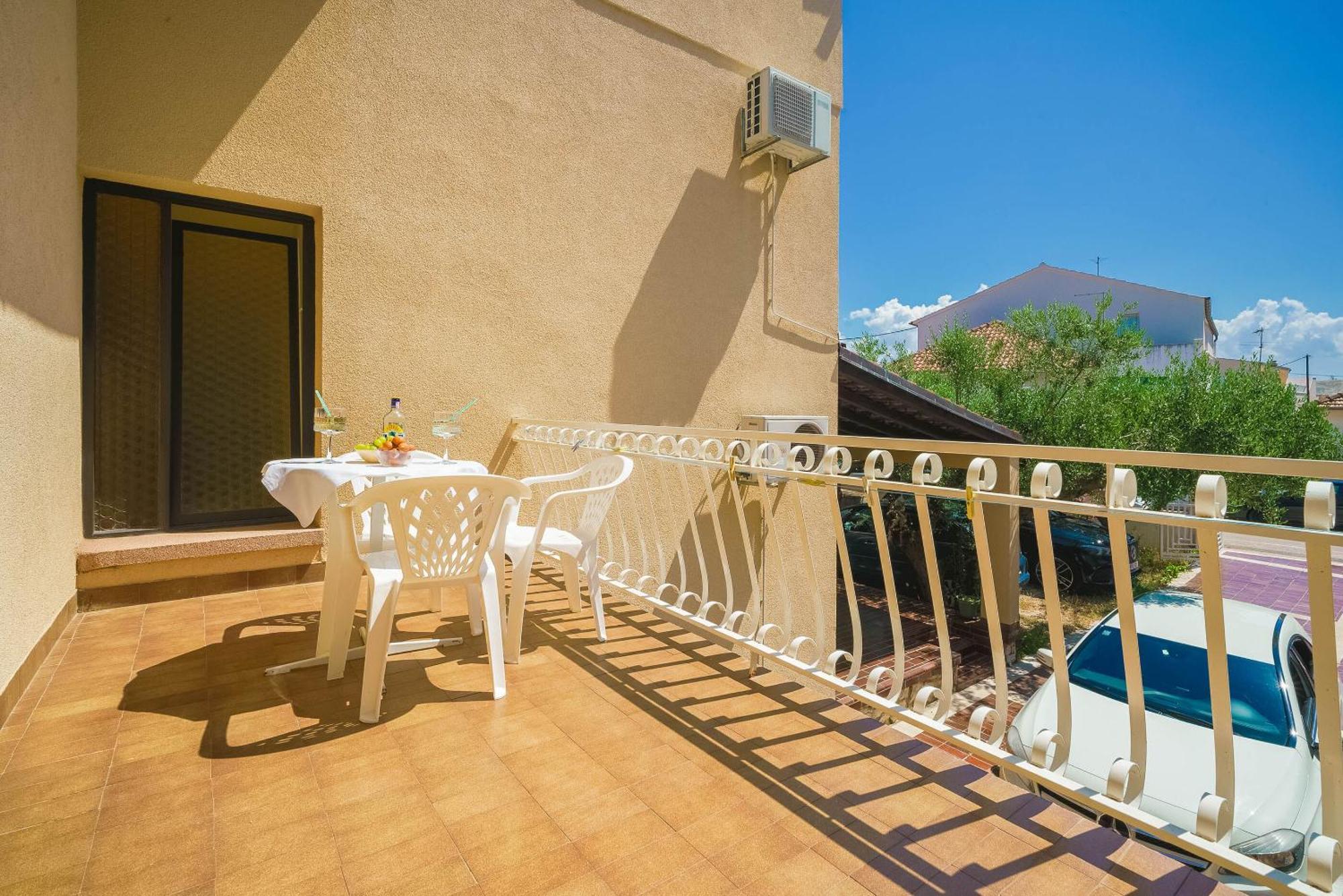 Apartment And Rooms Mrkovic Водице Экстерьер фото