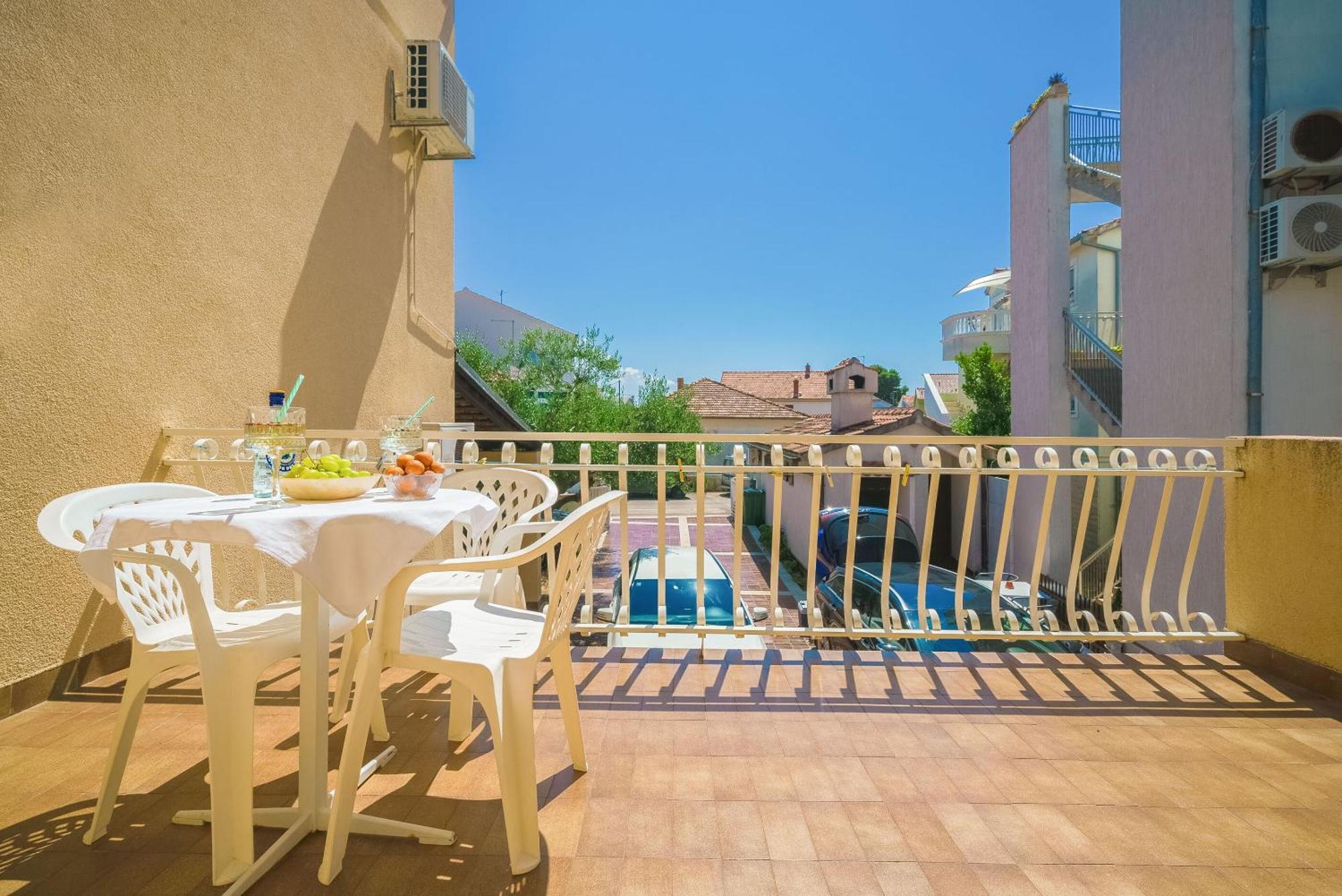 Apartment And Rooms Mrkovic Водице Экстерьер фото